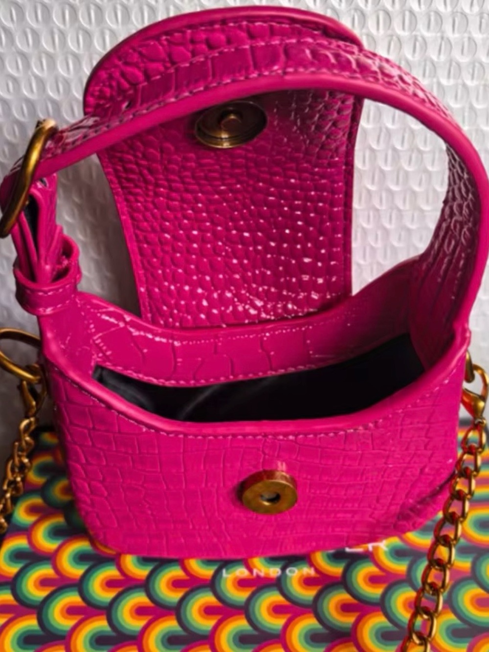 Hot Pink Croc-Embossed Mini Shoulder Bag with Gold Chain 5.5inch by 4inch - Picture 4 of 11